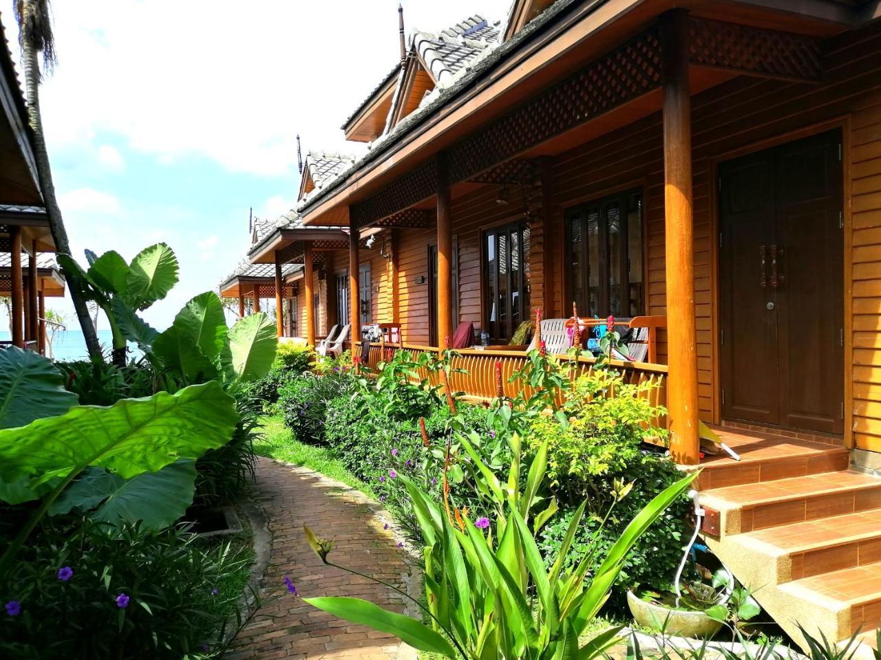 Baan Pakgasri Hideaway Hotel Koh Lanta Exterior photo